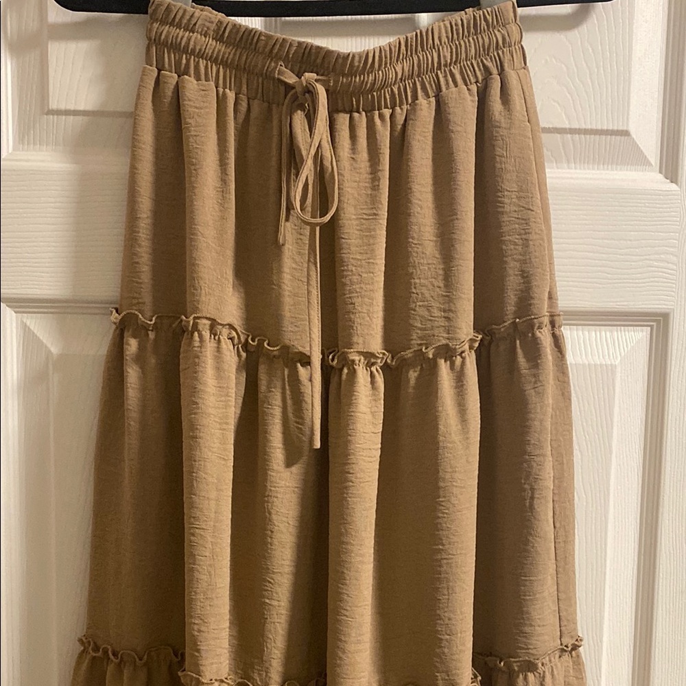 Womens Tan Tiered Skirt